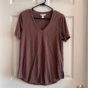 Athleta Breezy Scoop Brown V Tee
